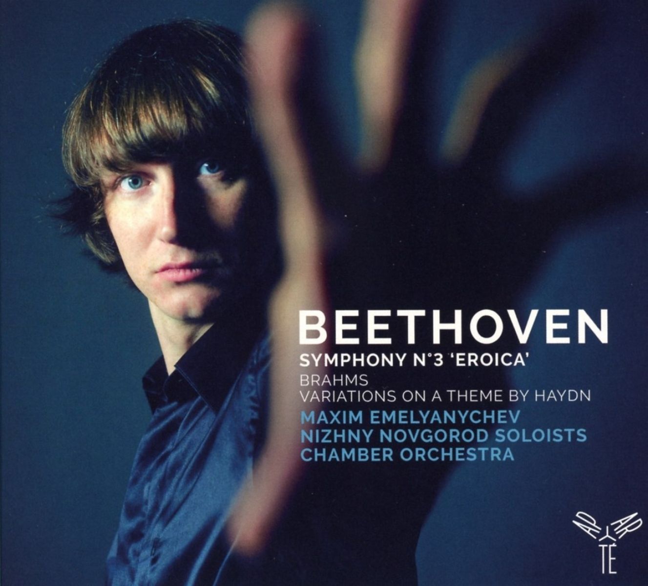 Afbeelding van Maxim Emelyanychev, Nizhny Novgorod Soloists Chamber Orchestra - Beethoven: Symphony No.3 | Brahms: Variations On A Theme By Haydn