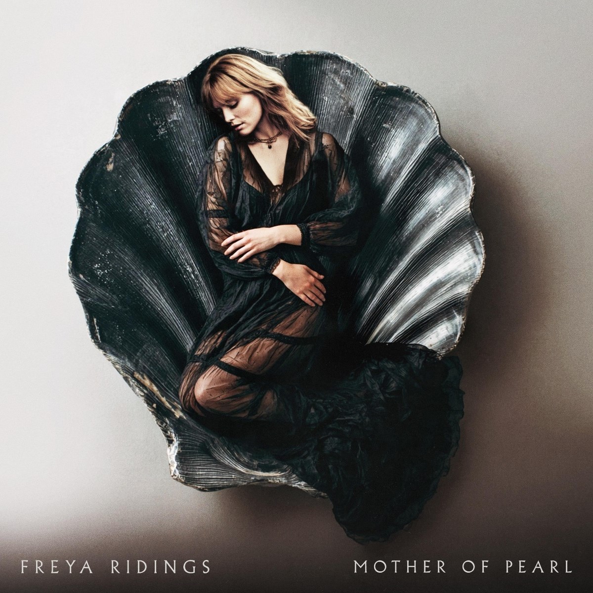 Afbeelding van Freya Ridings - Mother Of Pearl