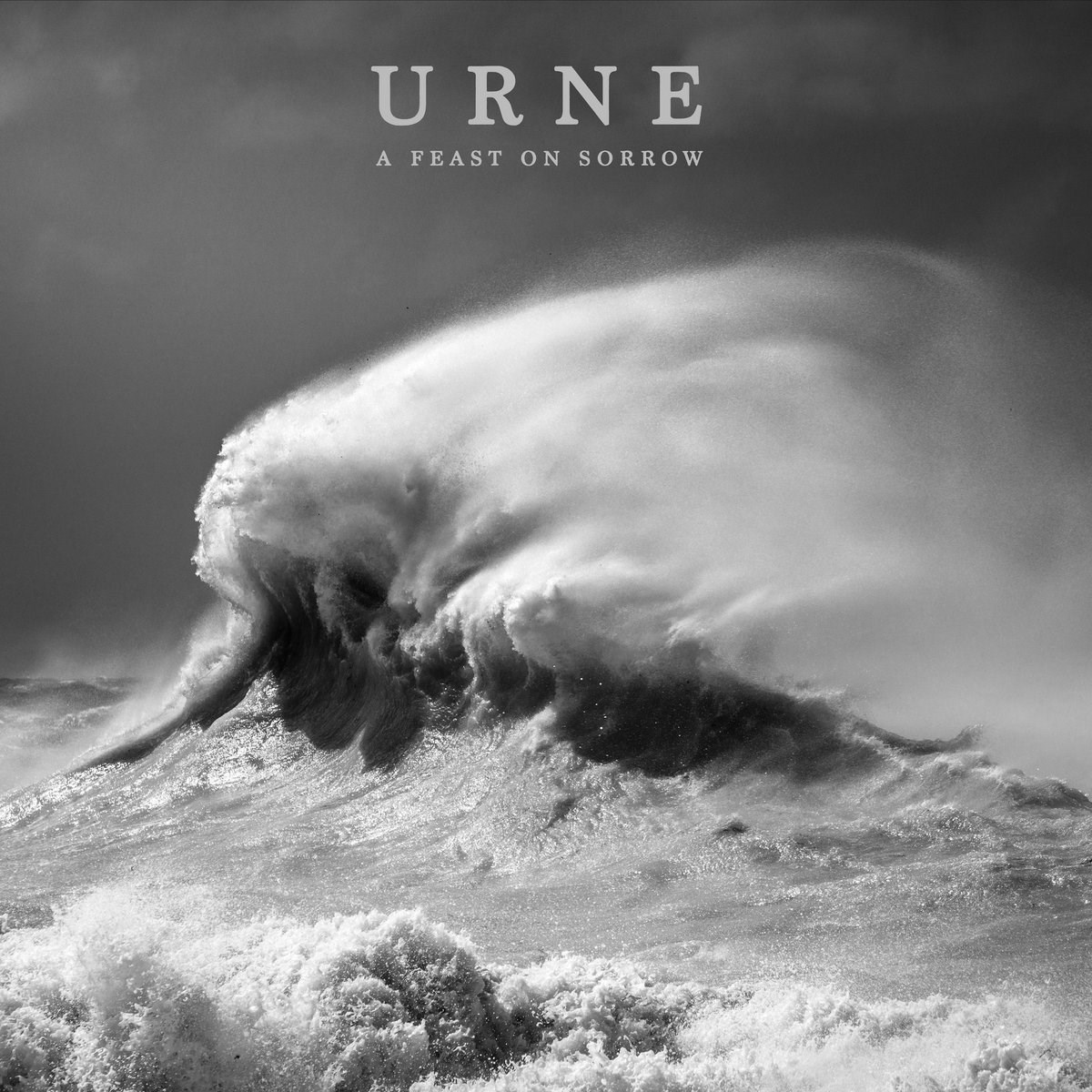 Afbeelding van Urne - A Feast On Sorrow