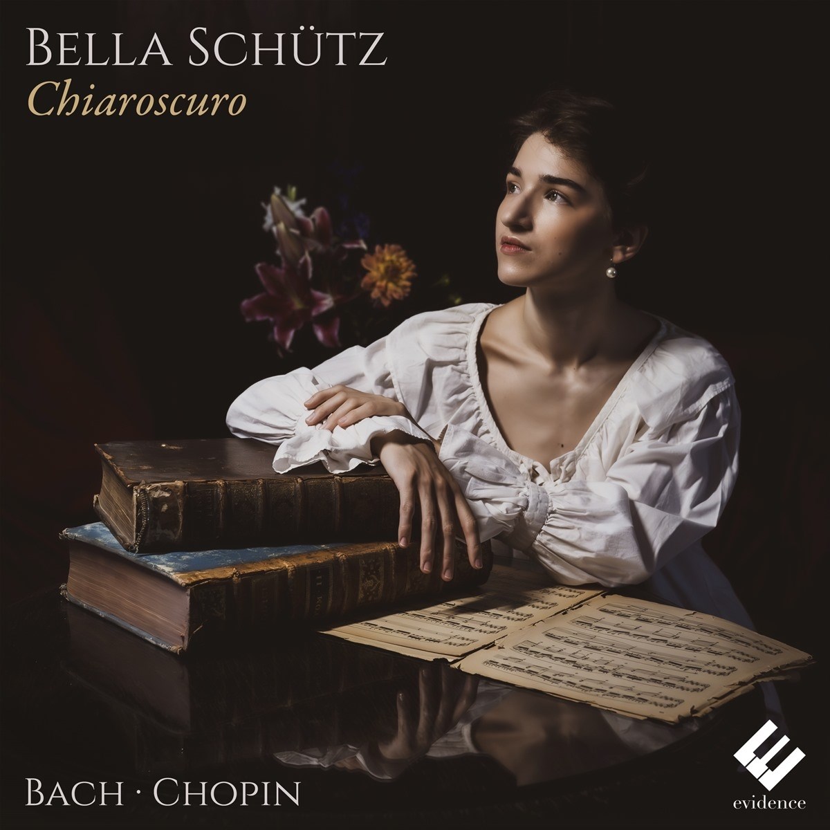 Afbeelding van Bella Schütz - Chiaroscuro (Bach / Chopin)