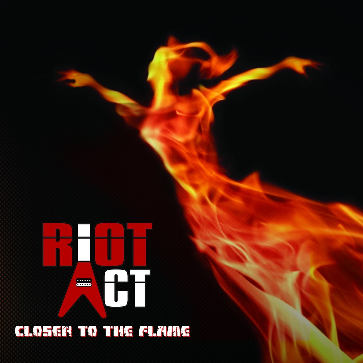 Afbeelding van Riot Act - Closer To The Flame