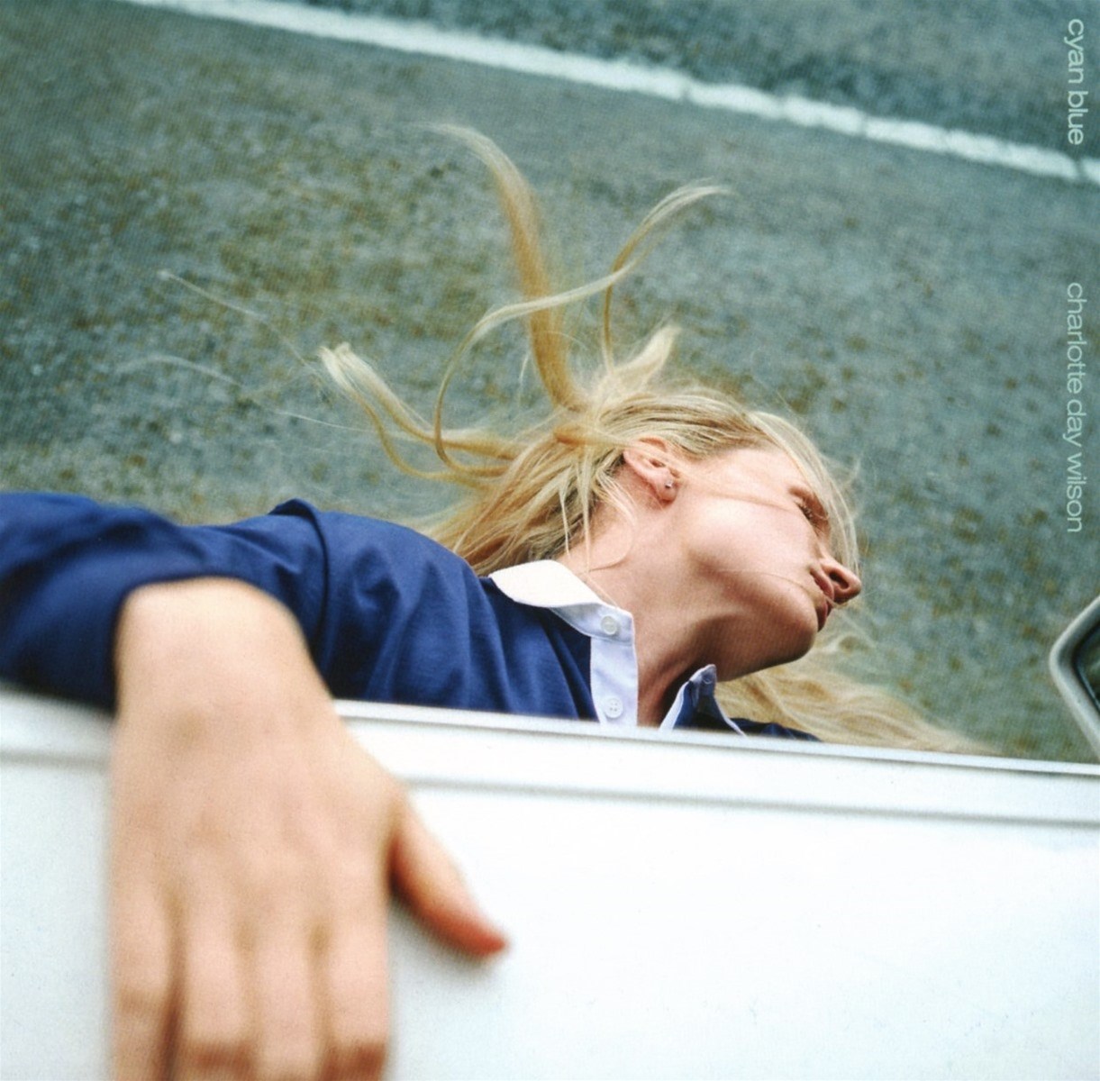 Afbeelding van Charlotte Day Wilson - Cyan Blue
