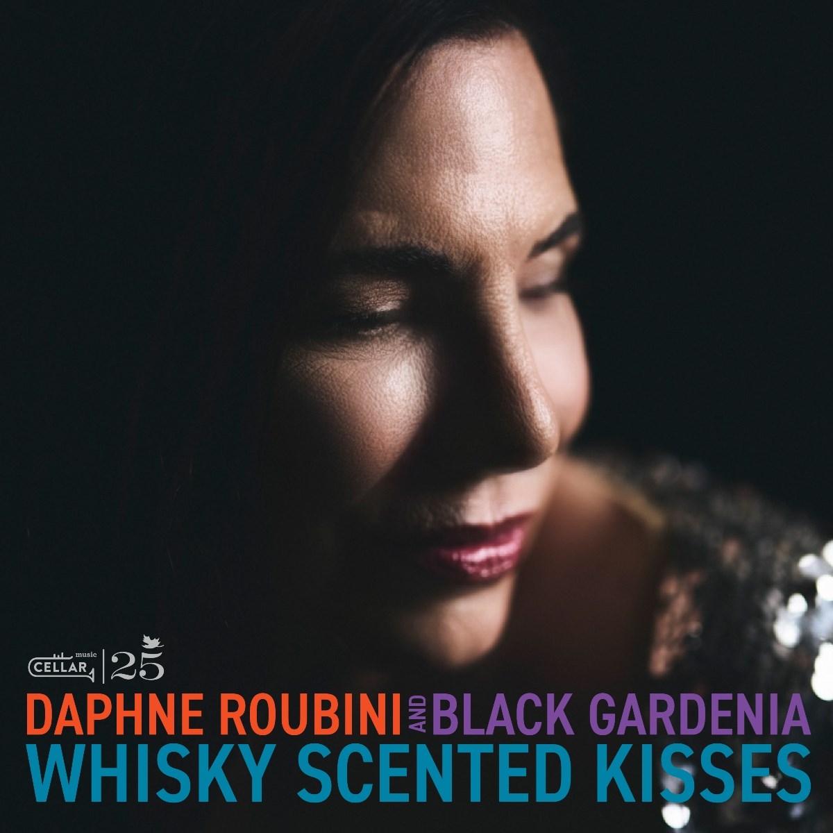 Afbeelding van Daphne Roubini & Black Gardenia - Whisky Scented Kisses