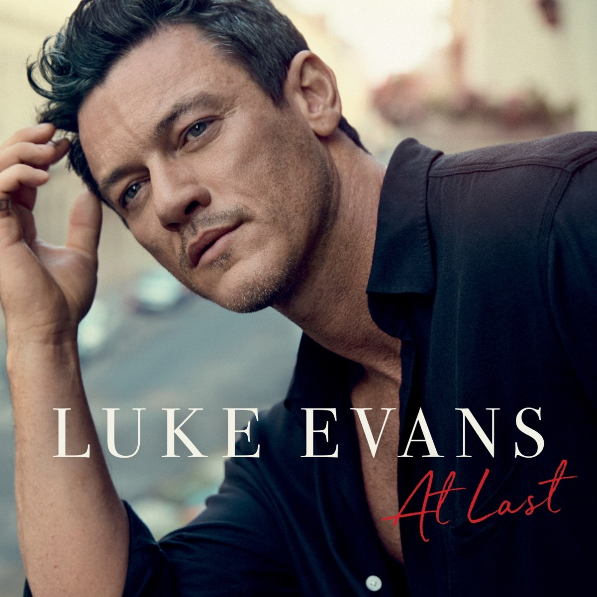 Afbeelding van Luke Evans - At Last