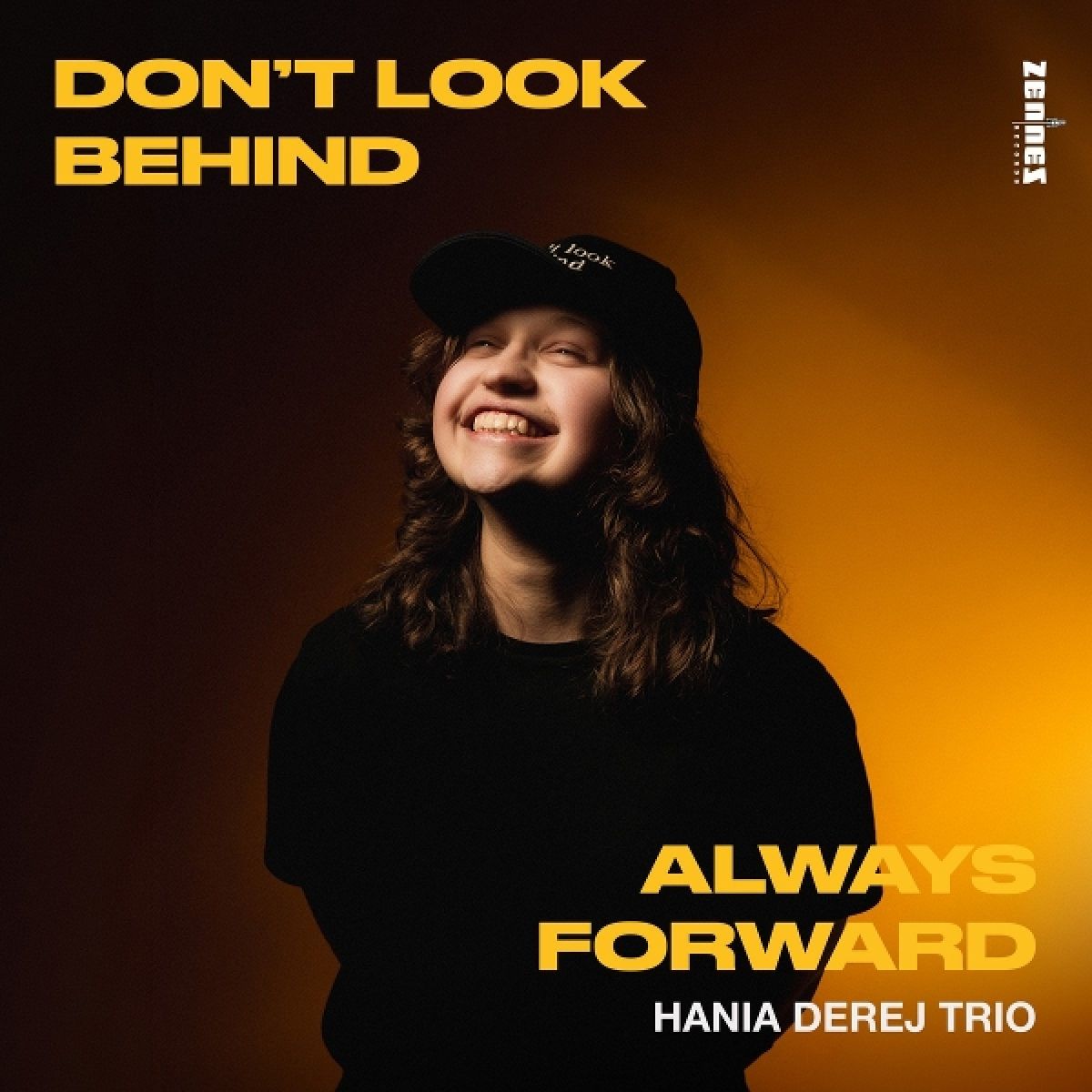 Afbeelding van Hania Derej - Don't Look Back Always Forward