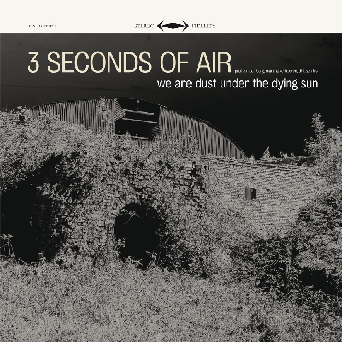 3 Seconds Of Air - We Are Dust Under The Dying Sun