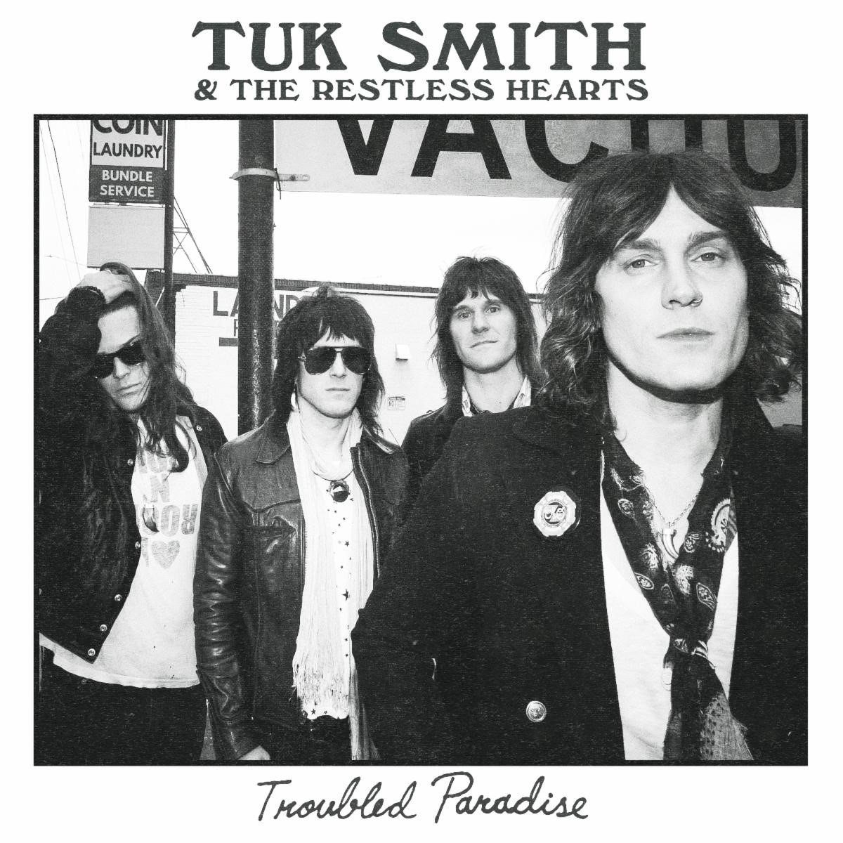 Afbeelding van Tuk Smith & The Restless Hearts - Troubled Paradise