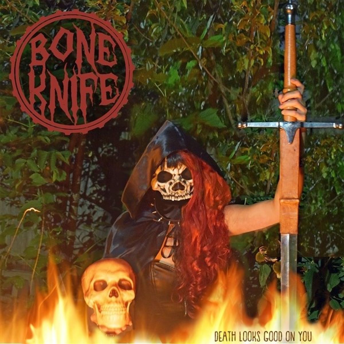 Afbeelding van Bone Knife - Death Looks Good On You