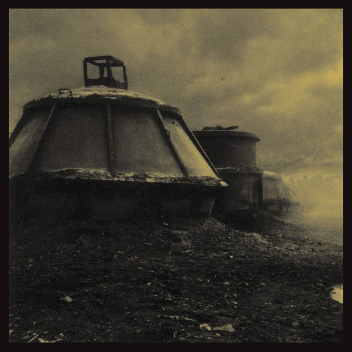 Afbeelding van Big China & Little Trouble - Black Blood Of The Earth