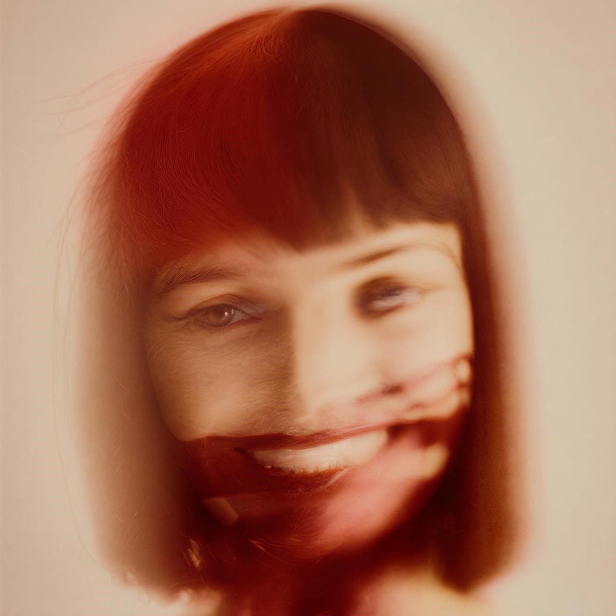 Afbeelding van Julie Christmas - Ridiculous And Full Of Blood