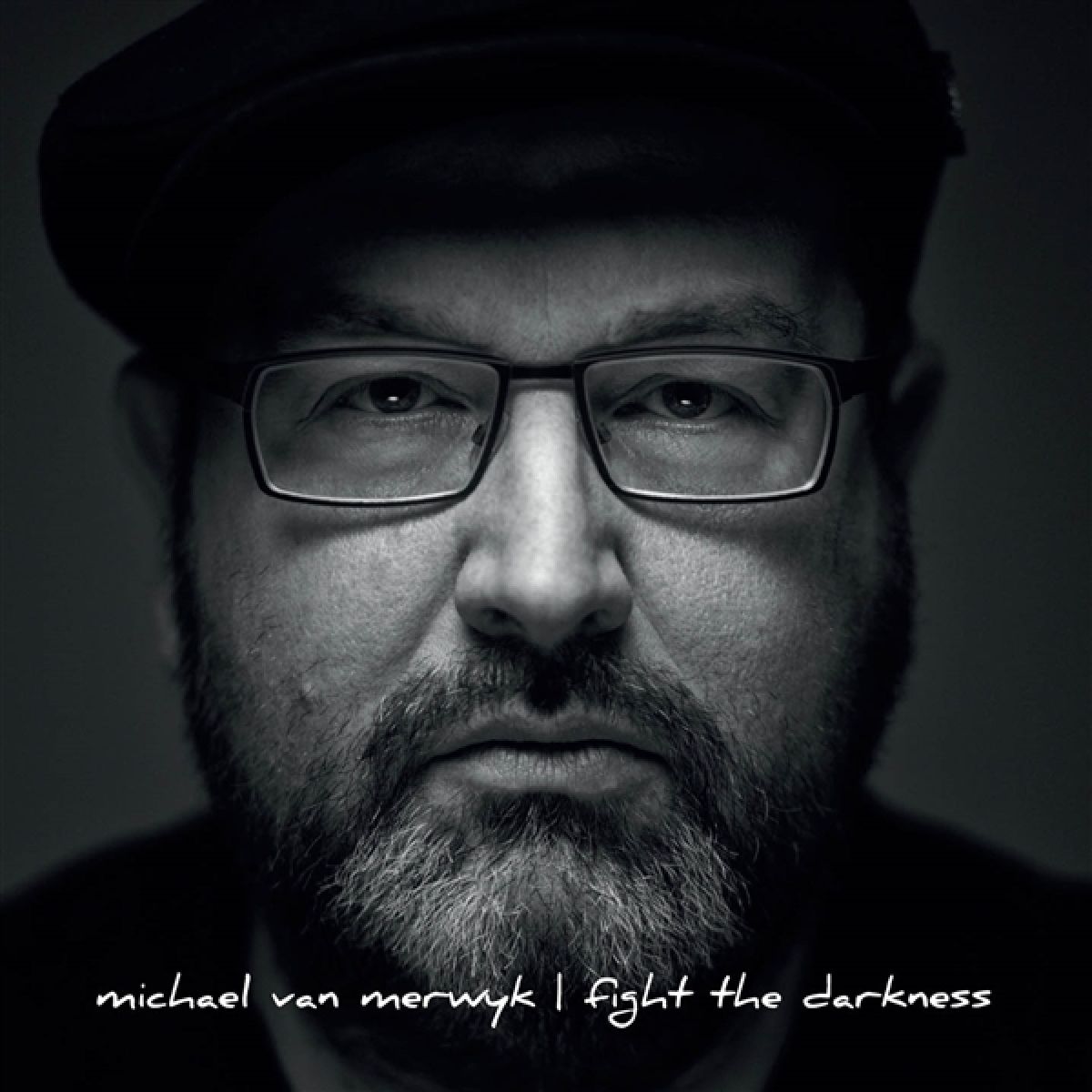 Afbeelding van Michael Van Merwyk - Fight The Darkness