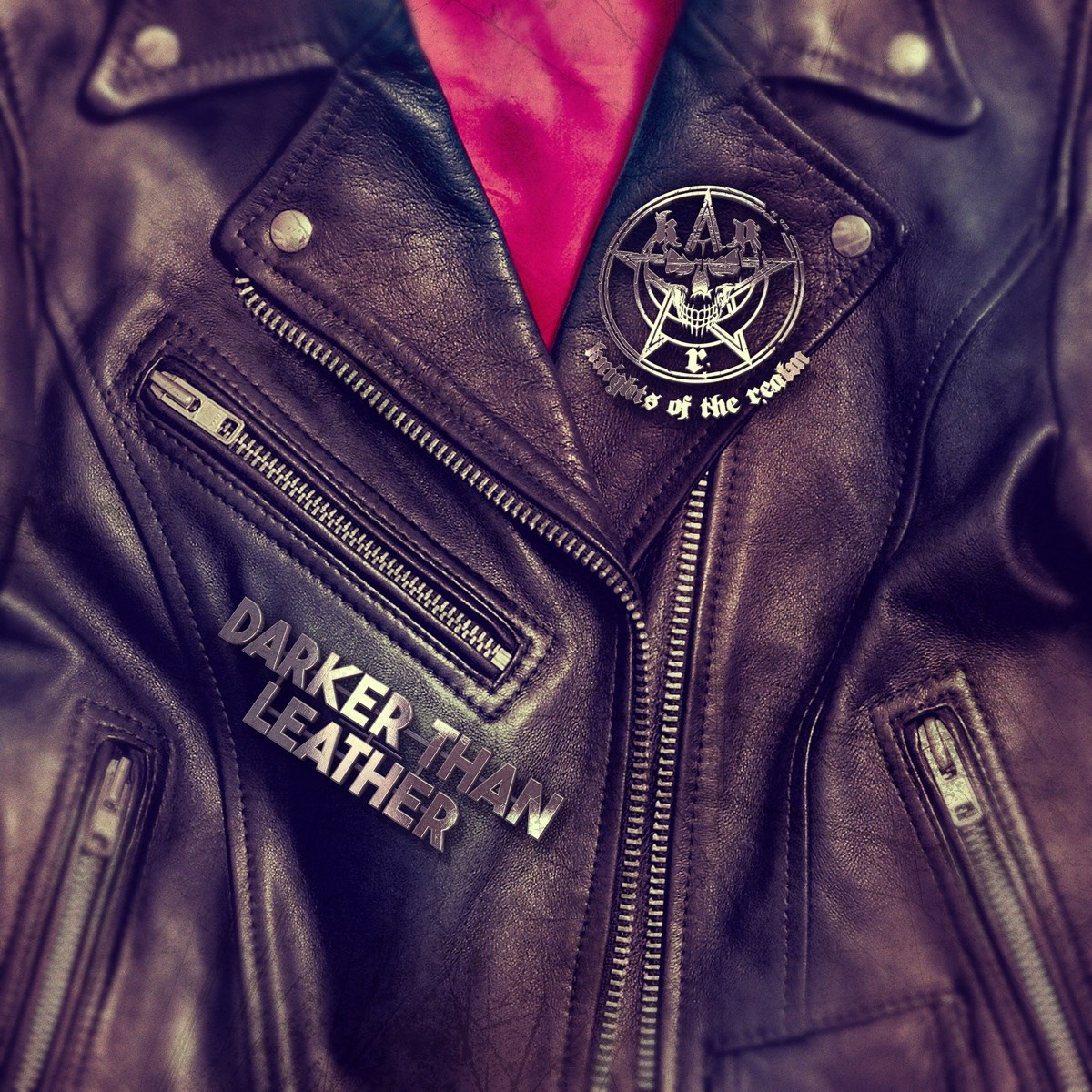 Afbeelding van Knights Of The Realm - Darker Than Leather