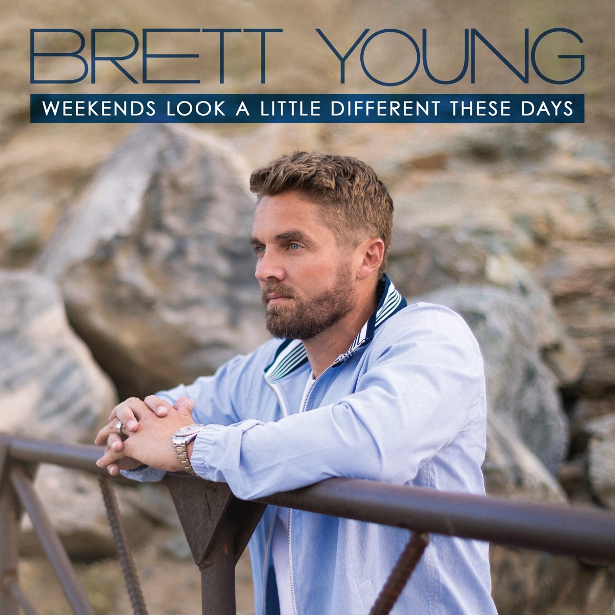 Afbeelding van Brett Young - Weekends Look A Little Different These Days