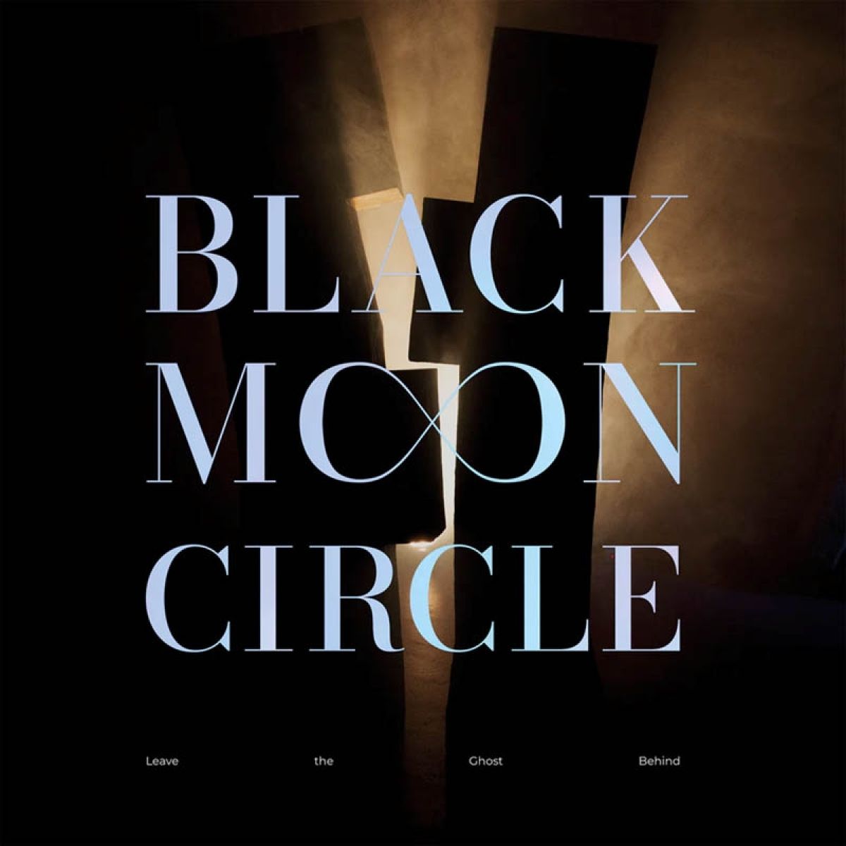 Afbeelding van Black Moon Circle - Leave The Ghost Behind