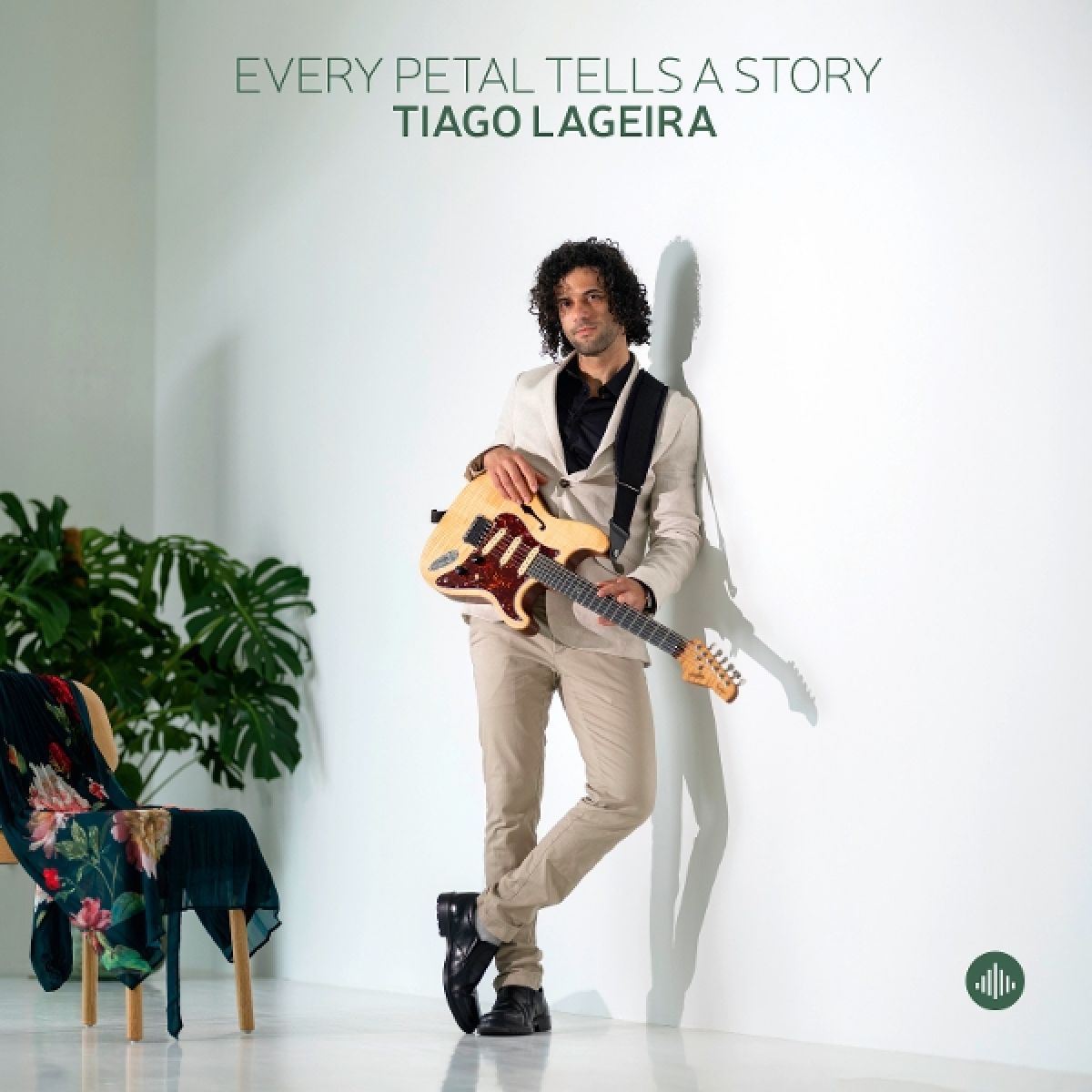 Afbeelding van Tiago Lageira - Every Petal Tells A Story