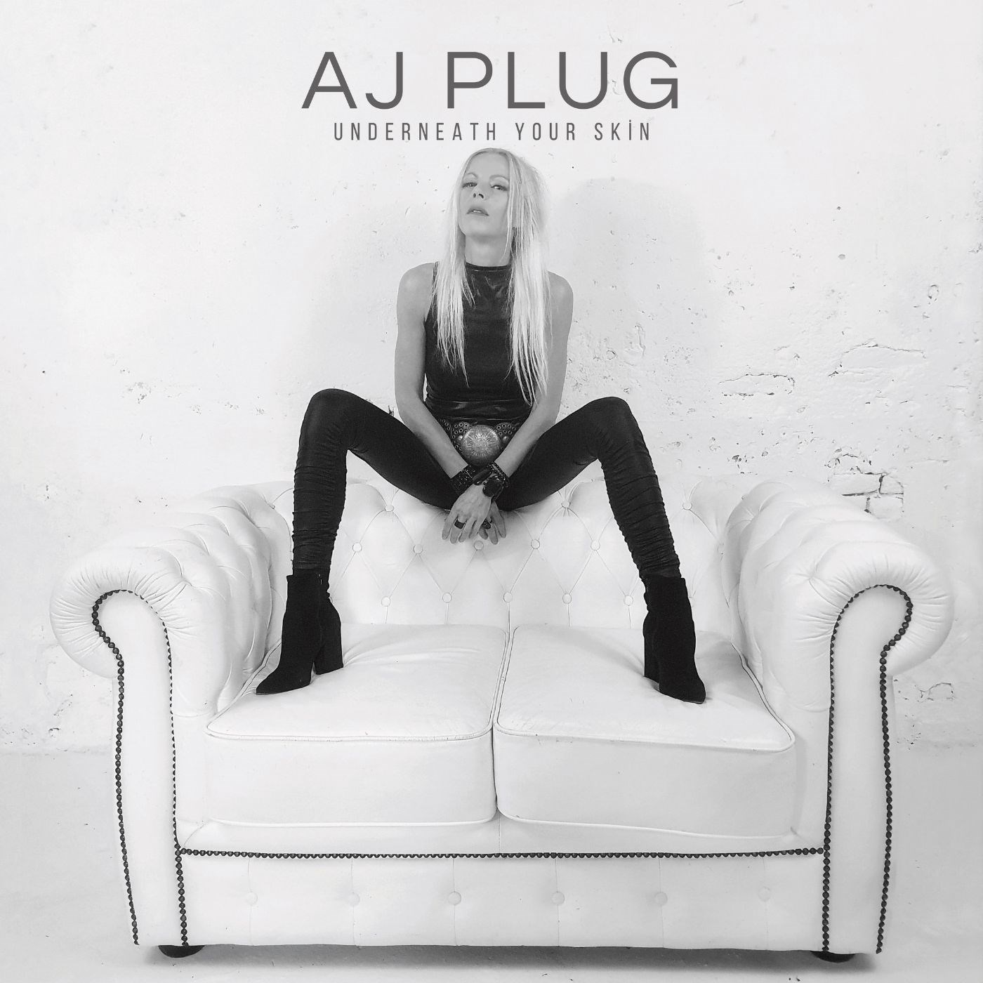 Afbeelding van AJ Plug - Underneath Your Skin