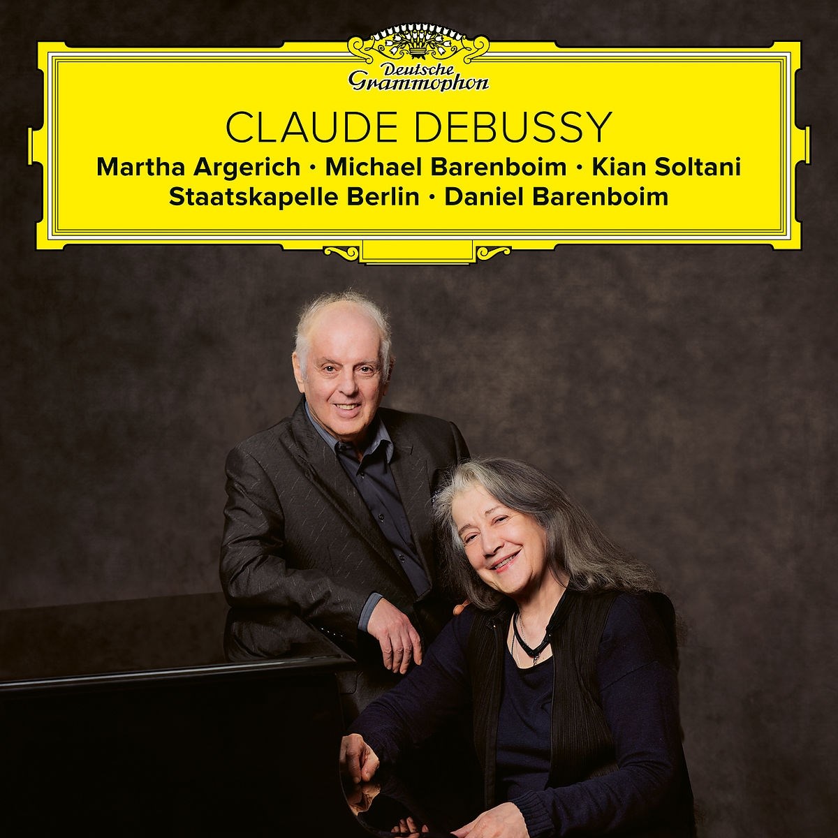 Afbeelding van Martha Argerich, Michael Barenboim, Kian Soltani, Daniel Barenboim, Staatskapelle Berlin - Debussy: Fantaisie, Violin Sonata, Cello Sonata