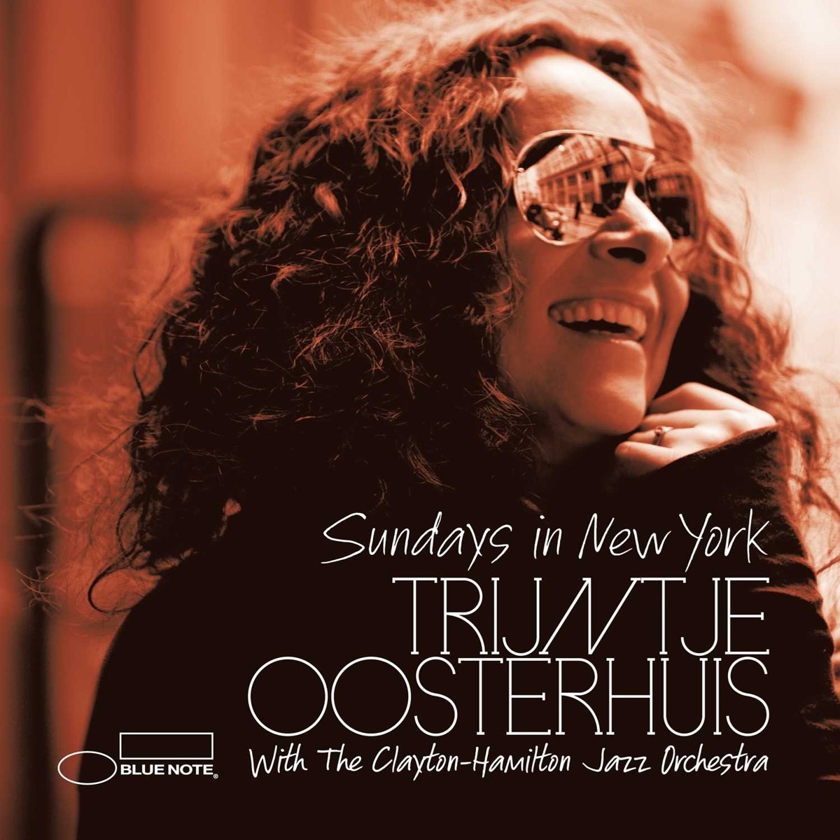 Afbeelding van Trijntje Oosterhuis With The Clayton-Hamilton Jazz Orchestra - Sundays In New York