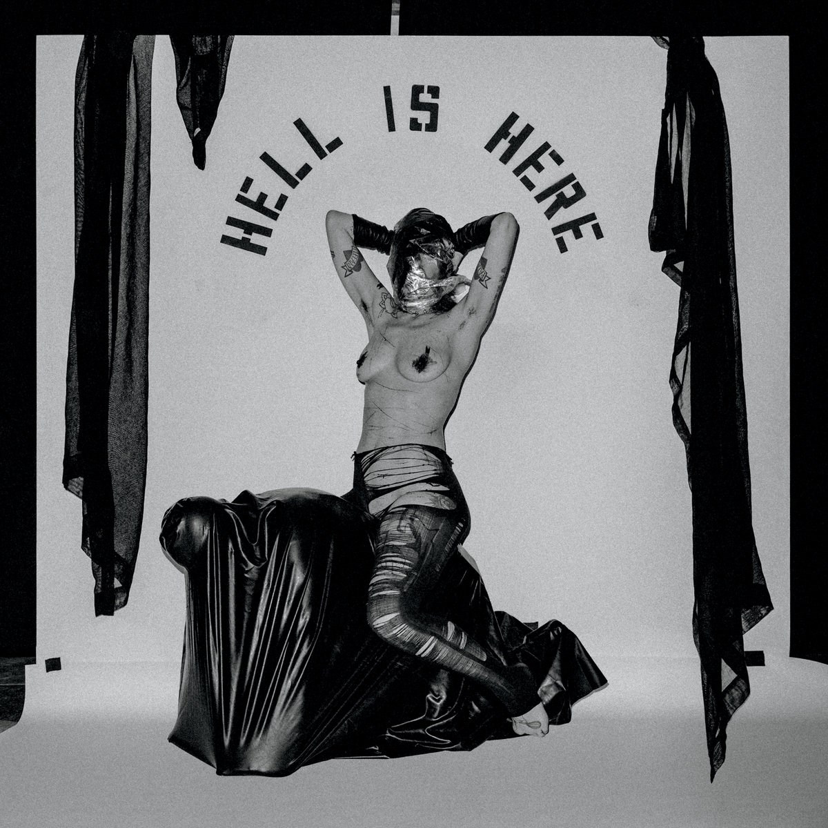 Afbeelding van Hide - Hell Is Here
