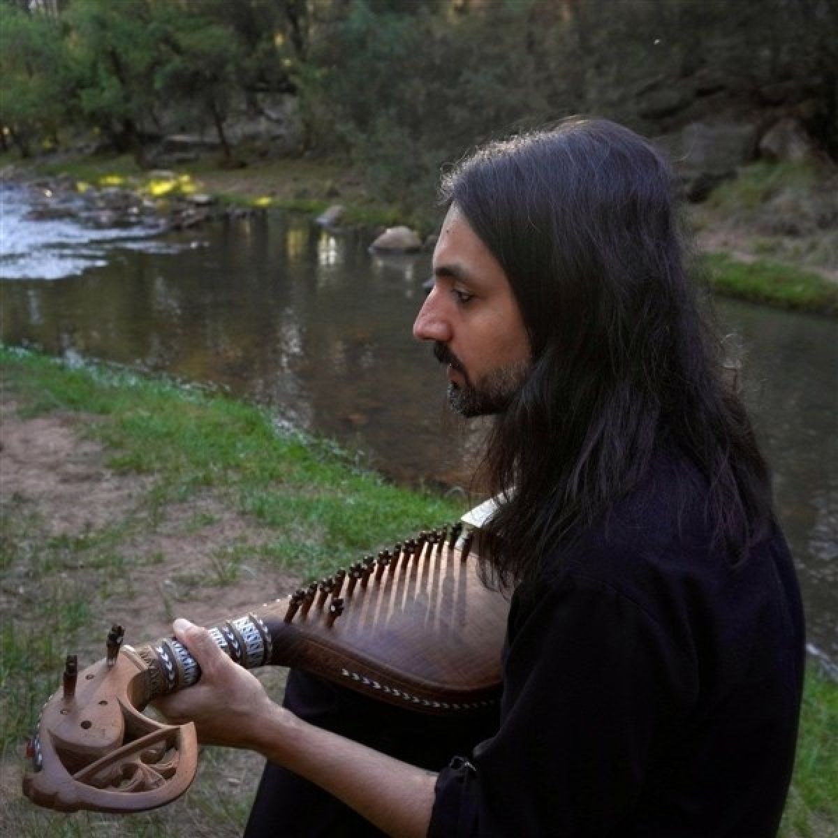 Afbeelding van Qais Essar - Echoes Of The Unseen