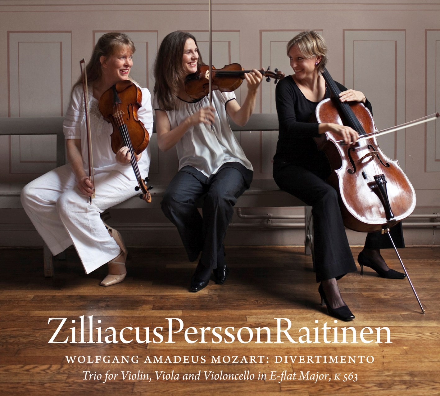 cecilia Zilliacus, Johanna Persson, Kati Raitinen - Mozart: Divertimento (Trio For Violin, Viola And Violoncello In E-Flat Major, K 563)