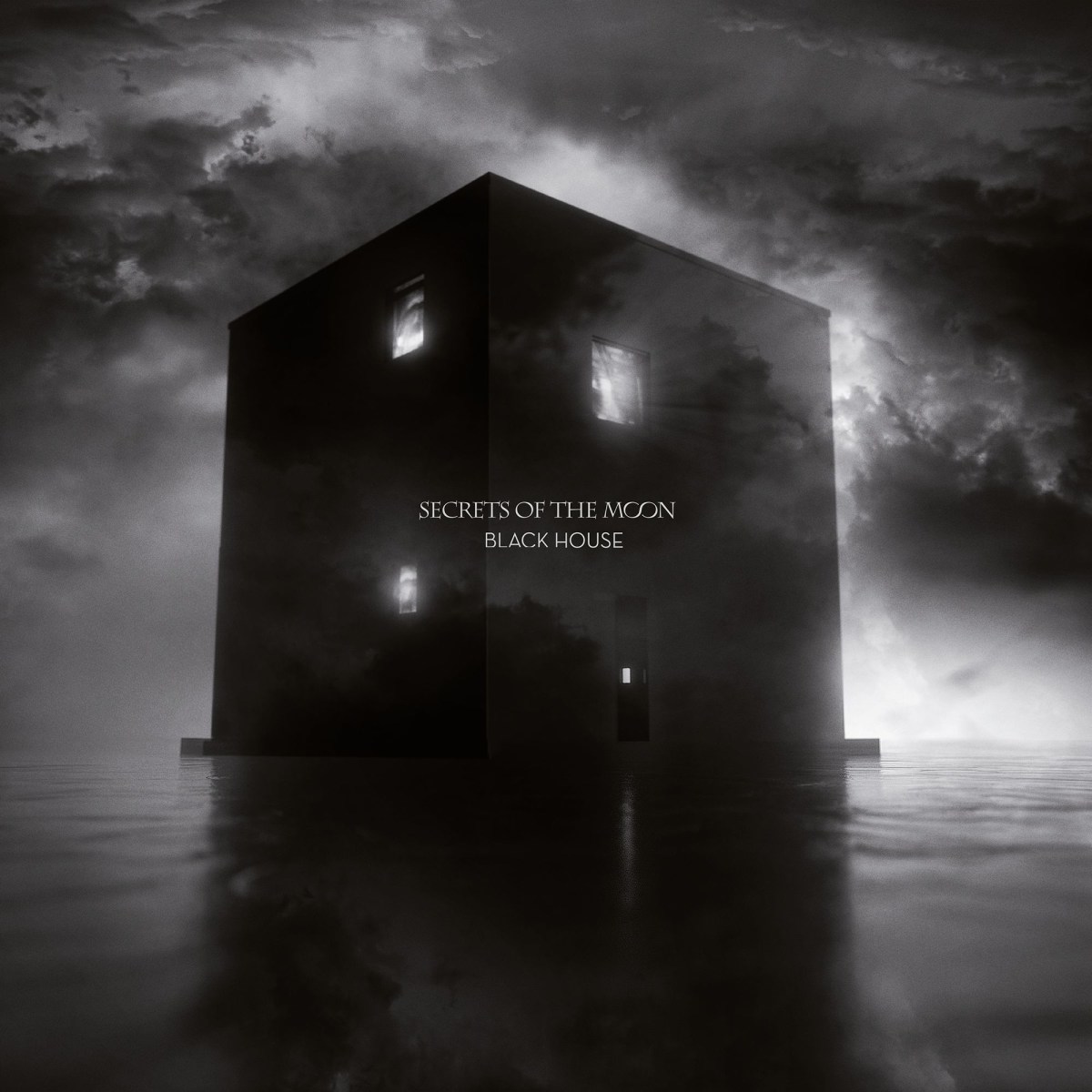 Afbeelding van Secrets Of The Moon - Black House