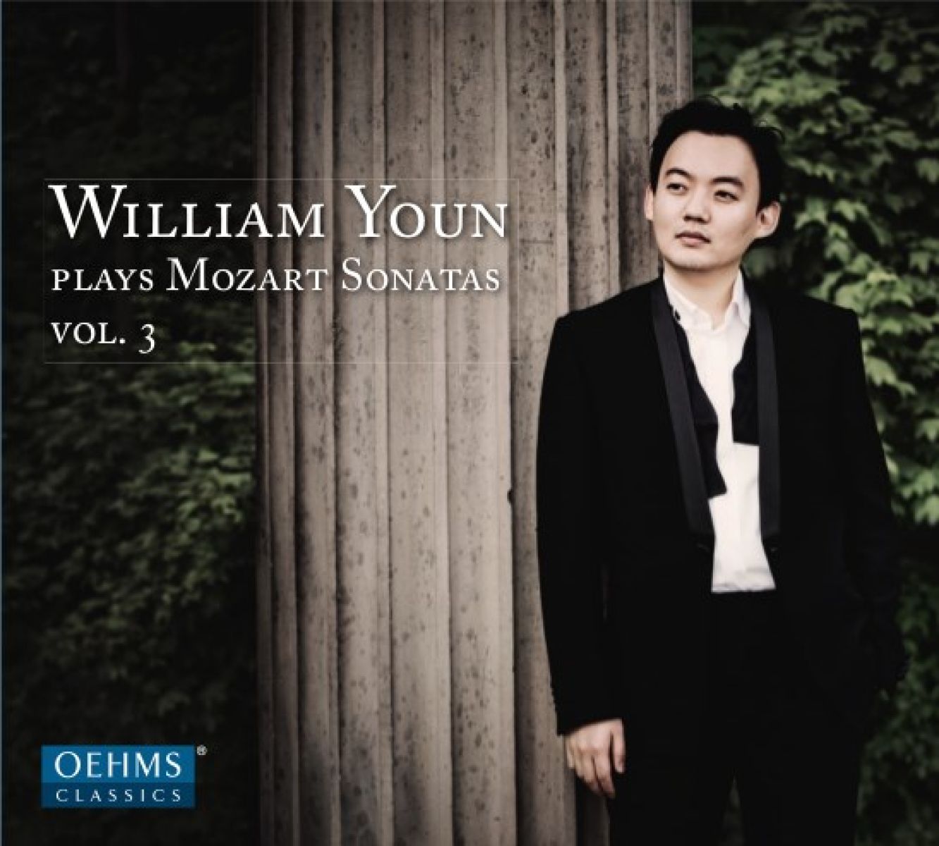 Afbeelding van Plays Mozart Sonatas