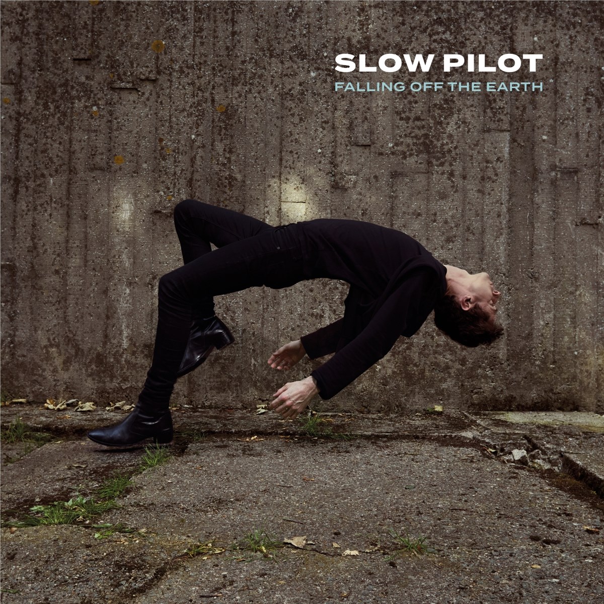 Afbeelding van Slow Pilot - Falling Off The Earth