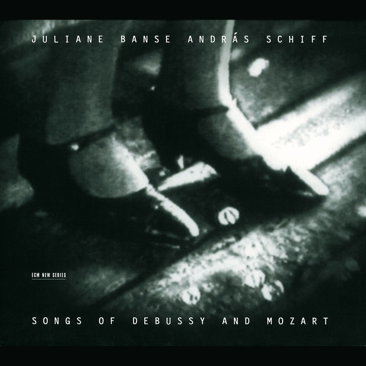 Afbeelding van Juliane Banse & András Schiff - Songs Of Debussy And Mozart